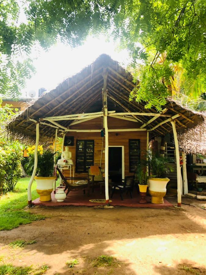 Lake View Cabana Paradise & Villa Тангале Екстериор снимка